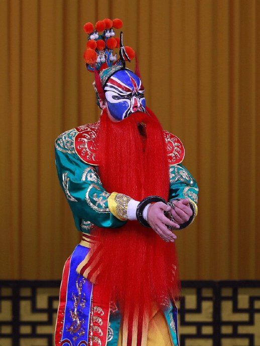 上海京剧院演出京剧《锁五龙》 高明博饰演单雄信